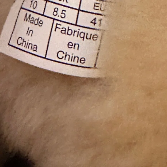 UGG Tan Winter Boots with Suede Exterior and Plush Lining - Picture 6 of 7